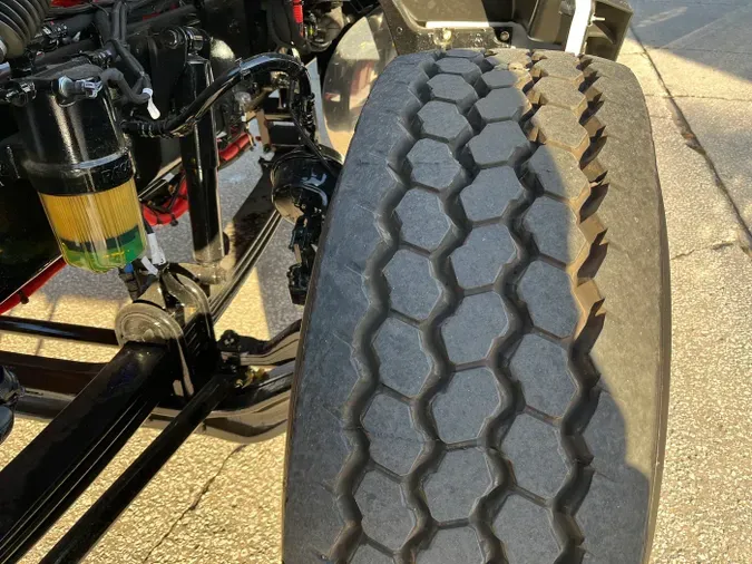 2026 Kenworth T8802816b07fed45c259dc36c4887219e689