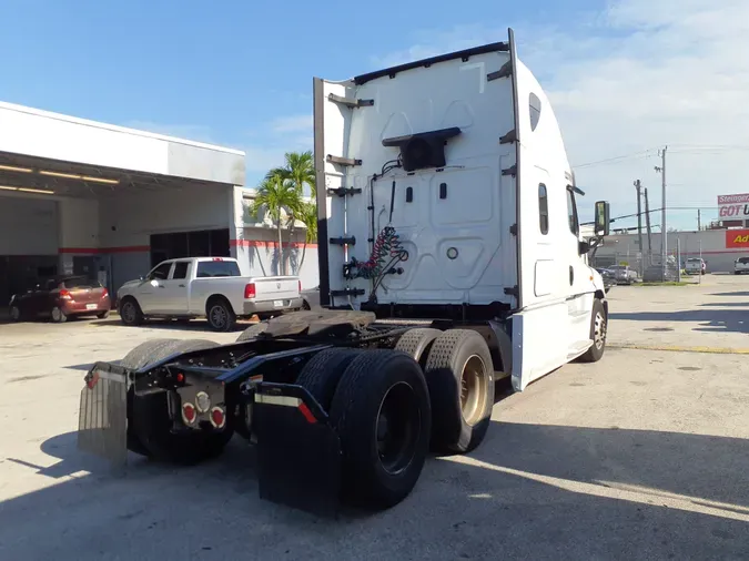 2019 FREIGHTLINER/MERCEDES CASCADIA 125