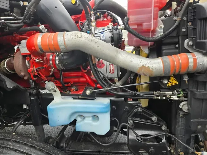 2019 NAVISTAR INTERNATIONAL LT625 DAYCAB T/A