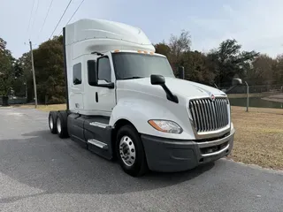 2020 International LT625