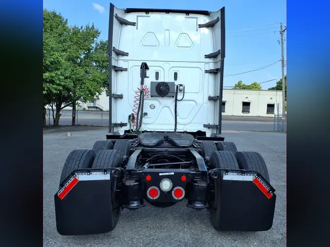 2019 FREIGHTLINER CASCADIA 125