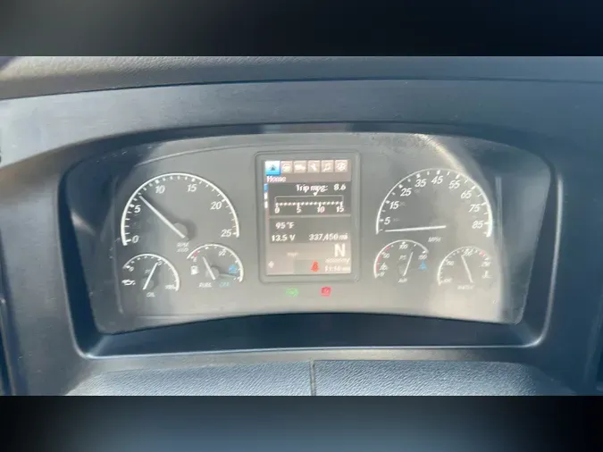 2024 Freightliner Cascadia 126