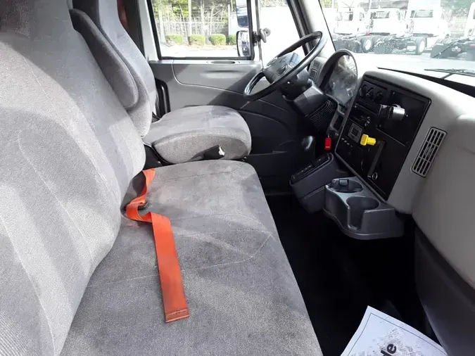 2019 NAVISTAR INTERNATIONAL 4300