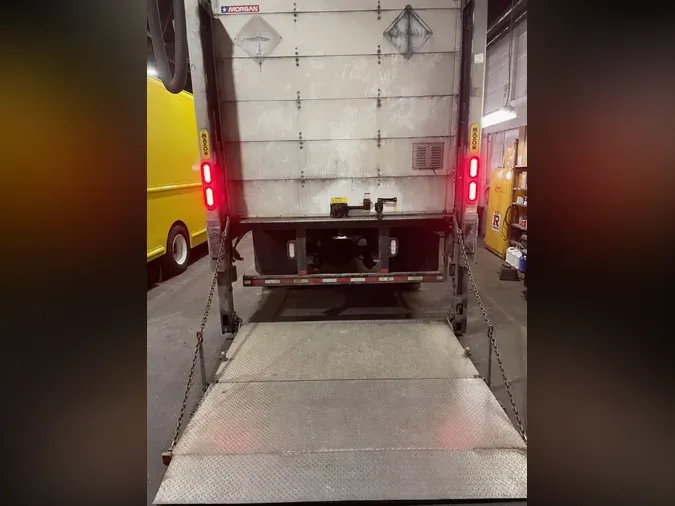 2019 FREIGHTLINER/MERCEDES M2 1062821089a9f3473c0c22f7ea33b2a92eb