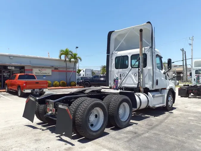 2020 FREIGHTLINER NEW CASCADIA PX12664