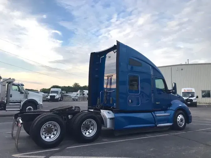 2021 Kenworth T680