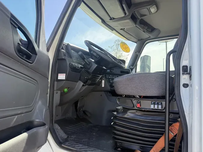 2020 International LT625