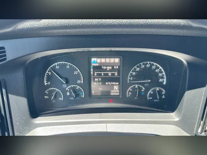 2024 Freightliner Cascadia 126