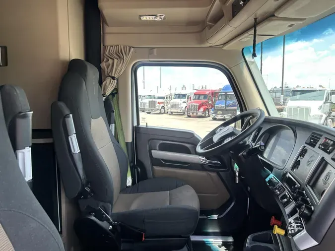 2023 Kenworth T680