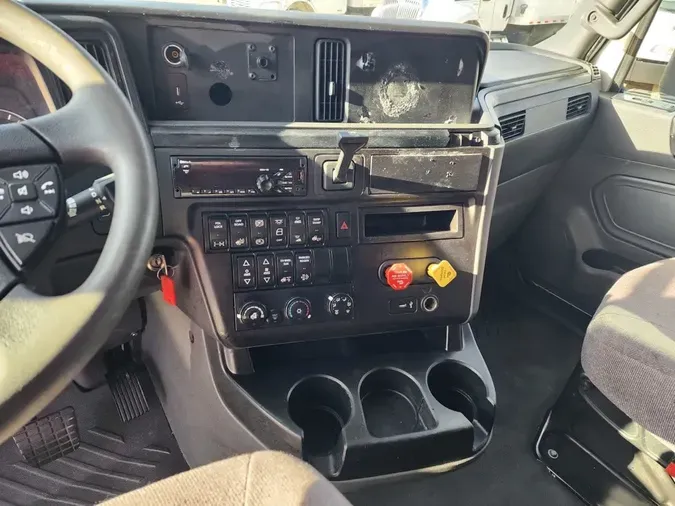 2020 NAVISTAR INTERNATIONAL LT625 SLPR CAB