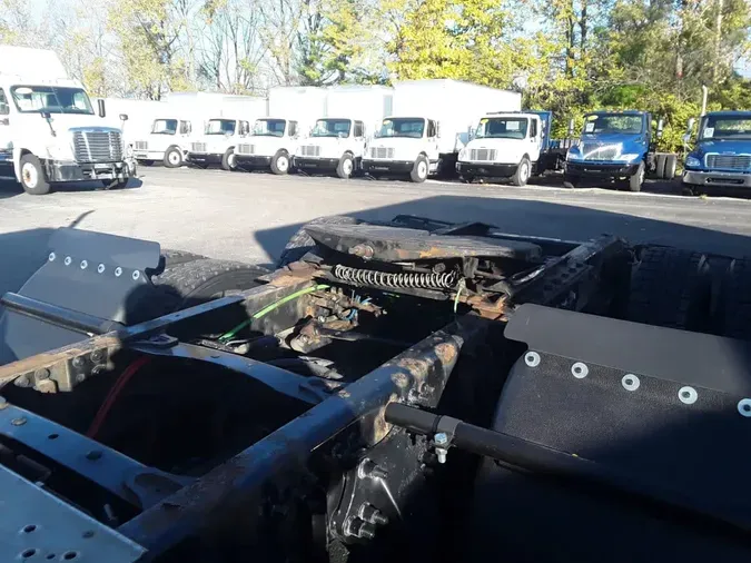 2019 FREIGHTLINER/MERCEDES CASCADIA 113