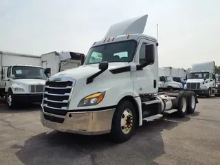 2020 FREIGHTLINER NEW CASCADIA PX12664