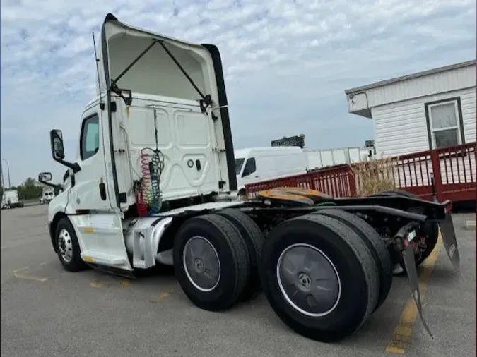 2019 FREIGHTLINER/MERCEDES NEW CASCADIA PX12664