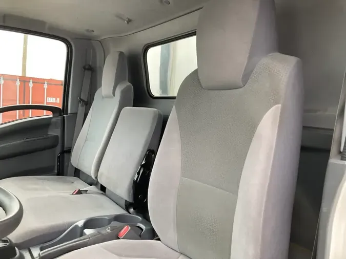 2020 ISUZU NRR