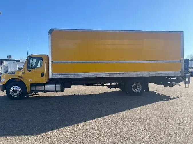 2018 Freightliner M2