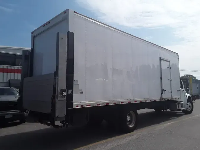 2019 FREIGHTLINER M2 106