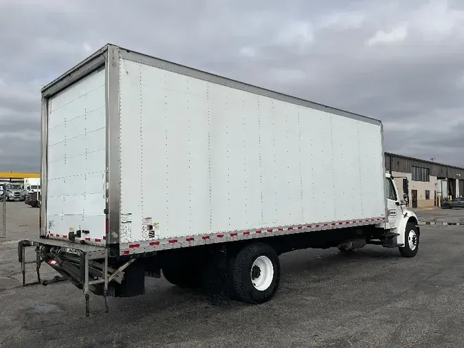 2019 Freightliner M2