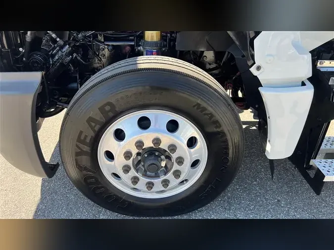 2020 INTERNATIONAL LT
