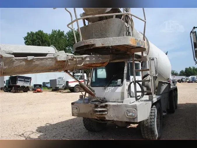 1998 OSHKOSH F2146