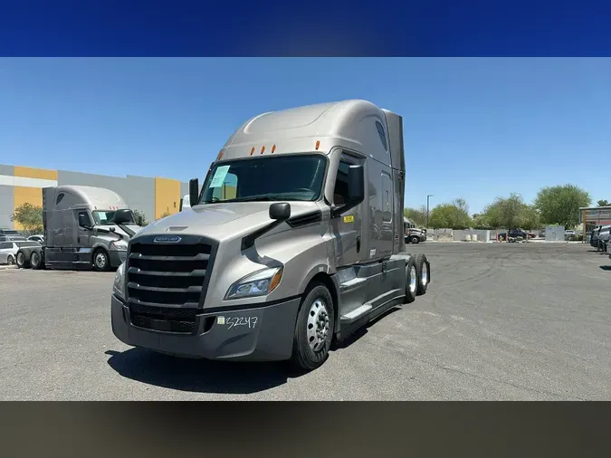 2024 Freightliner Cascadia 126