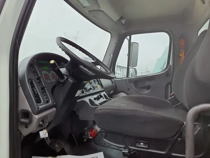 2019 FREIGHTLINER/MERCEDES M2 106