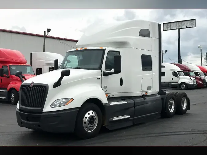 2022 INT LT625 6x4