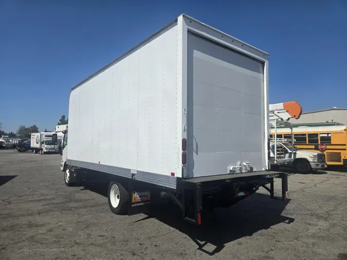 2023 Isuzu NRR284c0613b21354e1904fd188881bf035
