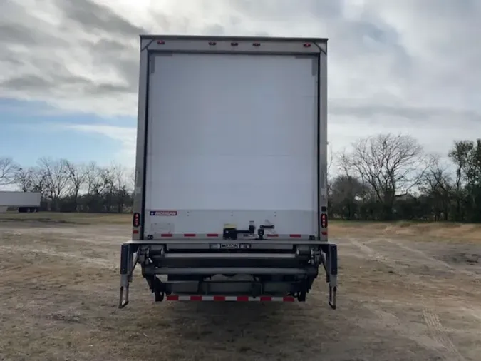 2020 FREIGHTLINER/MERCEDES M2 106