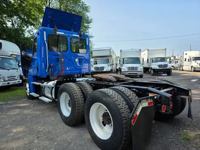 2019 FREIGHTLINER CASCADIA 125