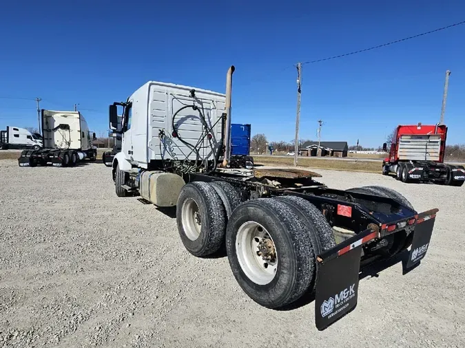 2019 VOLVO VNR64T4002855d2a688d5a6ce0245958fc8194c46