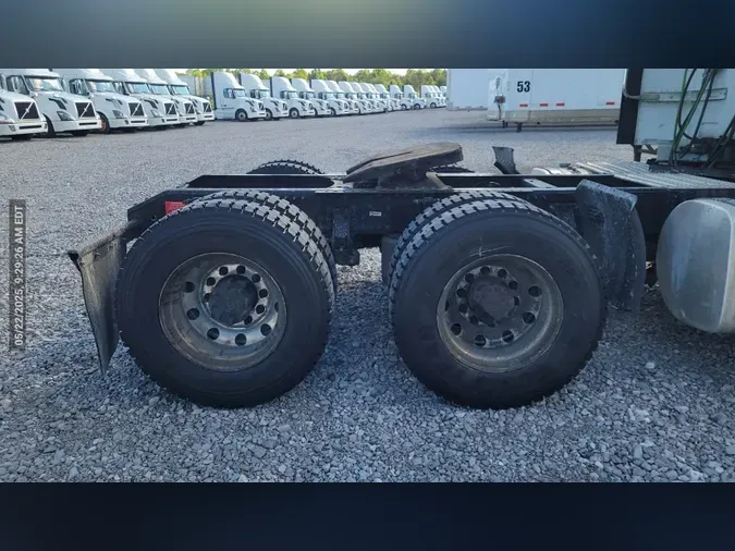 2018 Volvo VNL300