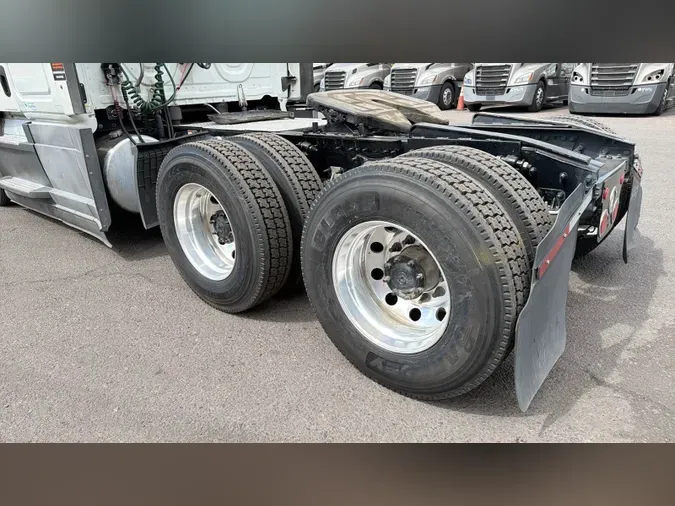 2022 Freightliner Cascadia 126285accbb79c6401bfb8db961d4610f6d