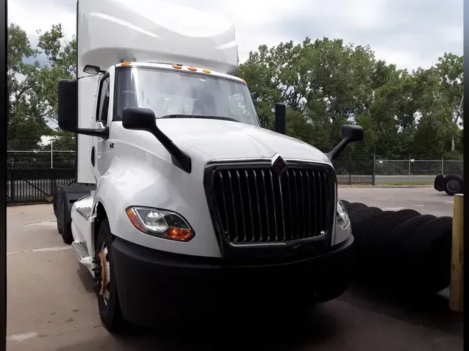 2022 NAVISTAR INTERNATIONAL LT625 DAYCAB T/A285ae0dd7c977a65d5e4a3e2490234f2