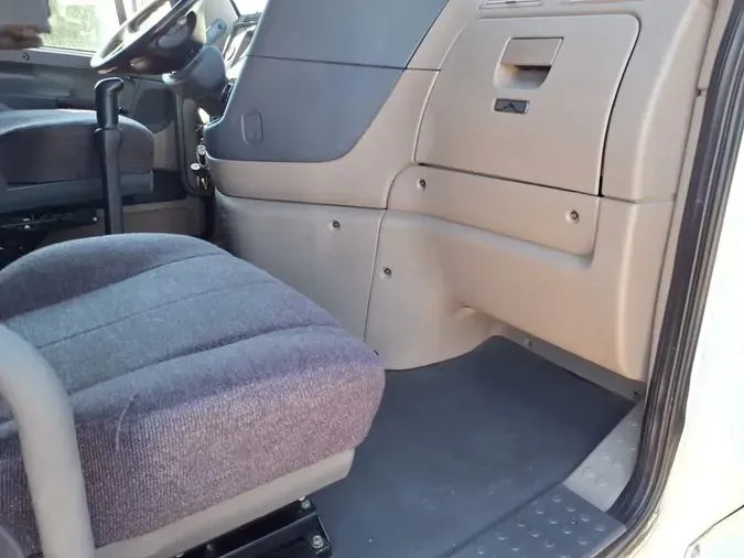 2020 FREIGHTLINER/MERCEDES CASCADIA 113" DAYCAB