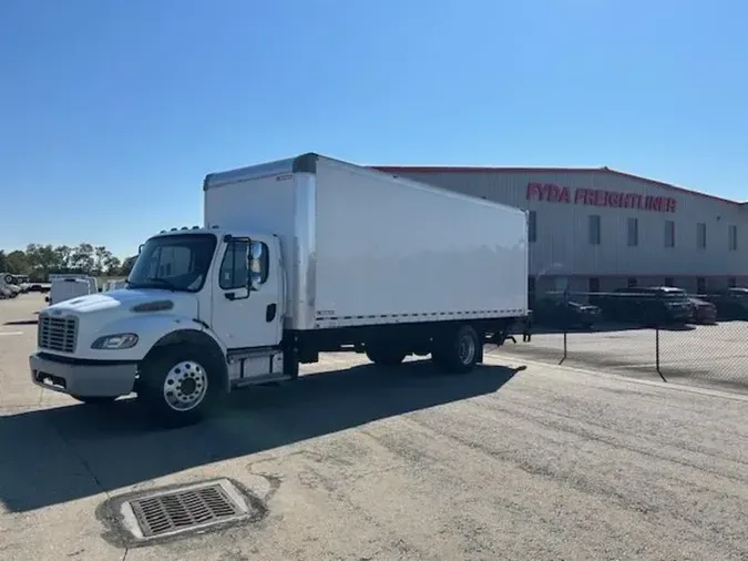 2018 Freightliner M2 106