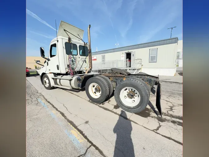 2019 FREIGHTLINER/MERCEDES NEW CASCADIA PX12664