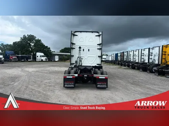 2022 FREIGHTLINER CA126
