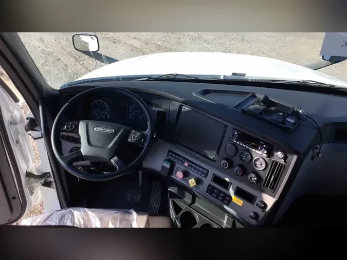 2021 Freightliner Cascadia 126285fbca43be10f3a9ccb4a831ebf0df2