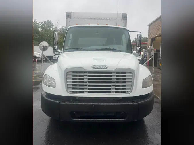 2018 FREIGHTLINER M2 106