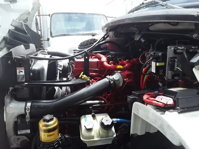2016 FREIGHTLINER/MERCEDES M2 106