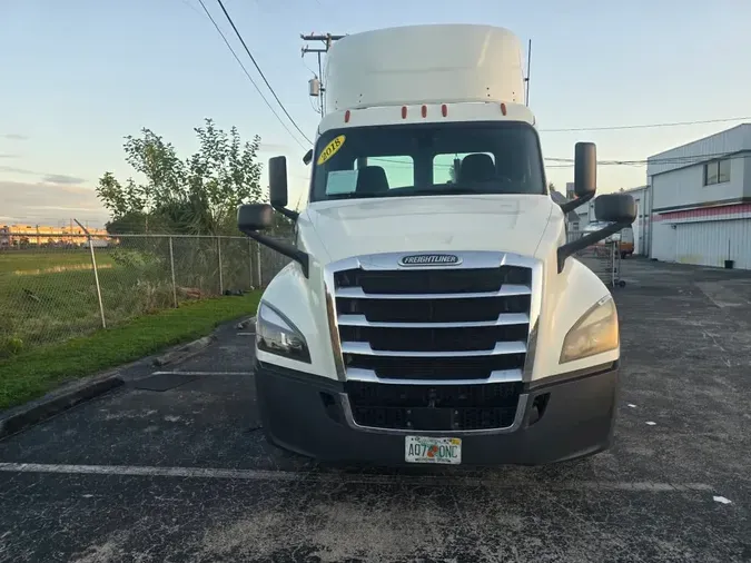 2019 FREIGHTLINER/MERCEDES NEW CASCADIA PX126642862f012a8905a0ba86243f58643db0e