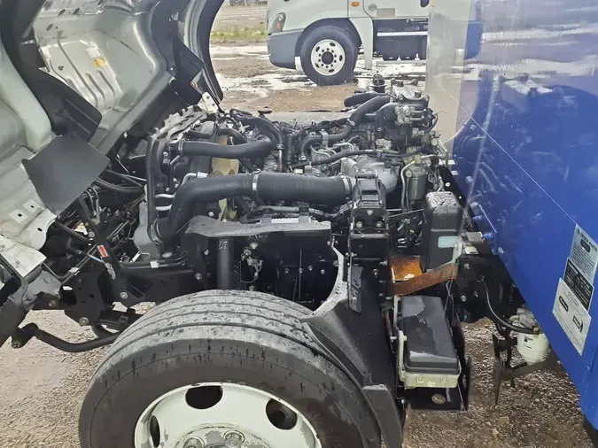 2019 ISUZU NRR