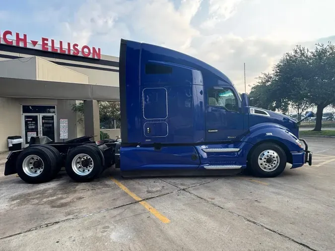 2021 Kenworth T680