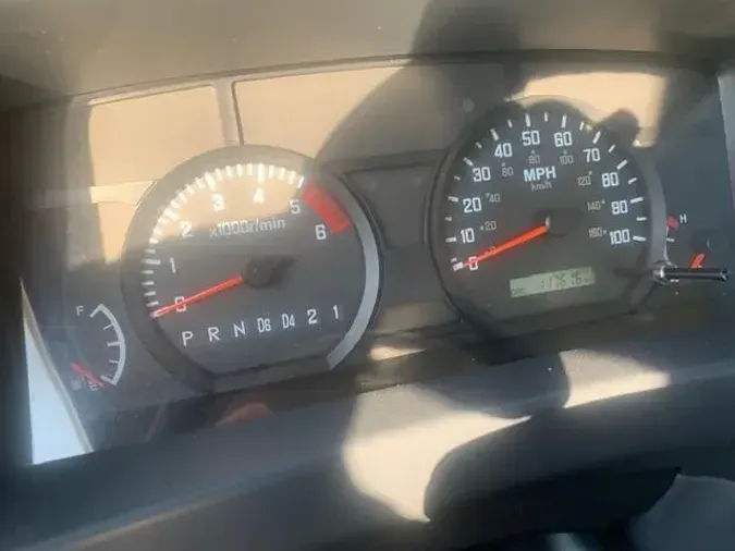 2018 Isuzu NPR286f060578b1c801ffea1d04677f24e9