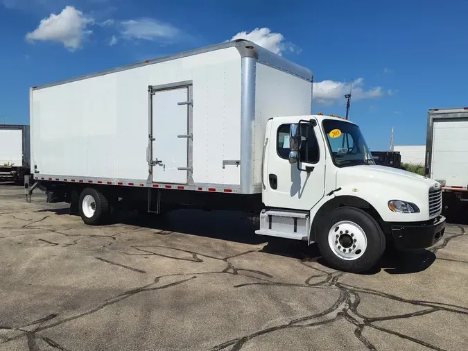 2018 FREIGHTLINER M2 106