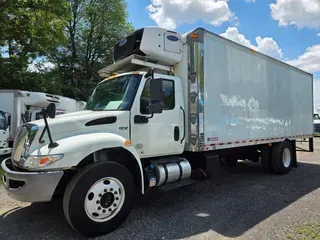 2020 NAVISTAR INTERNATIONAL MV607 (4X2)
