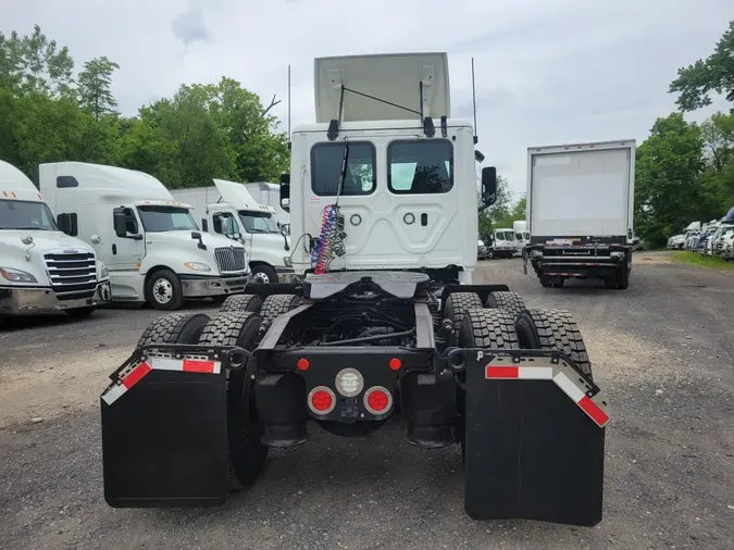 2019 FREIGHTLINER/MERCEDES NEW CASCADIA PX12664