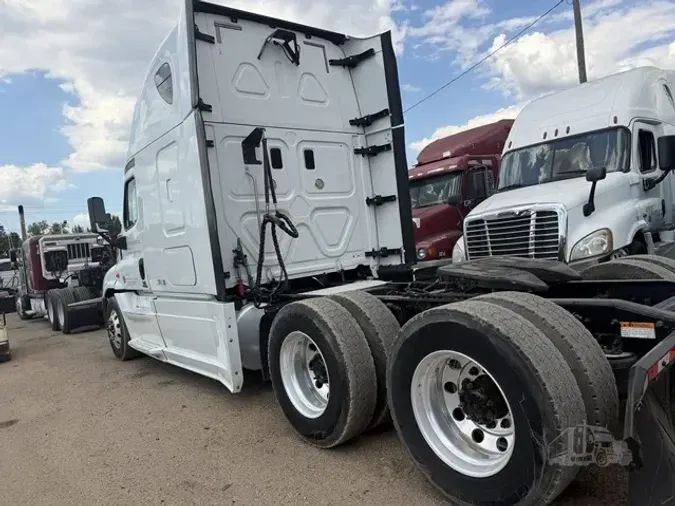 2016 FREIGHTLINER CASCADIA 125288431685a6be59580bbc875530a58af