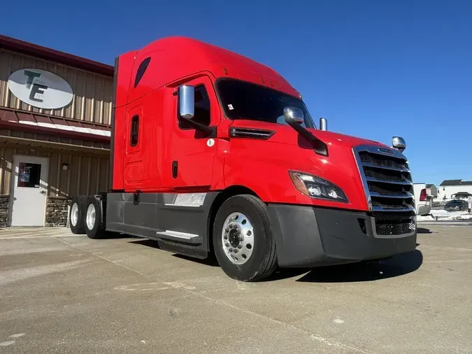 2020 Freightliner Cascadia 12628854ff513ac3628094c5d4543c7dbf4