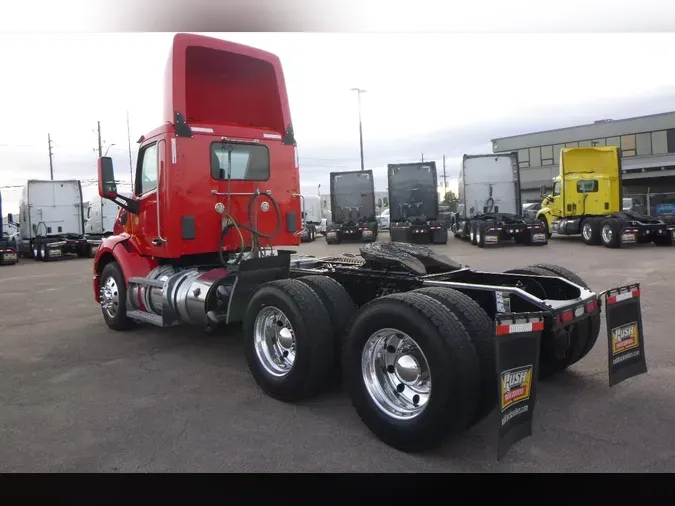 2020 Peterbilt 579